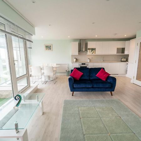Luxurious Seaside Apartment Galway Exteriör bild