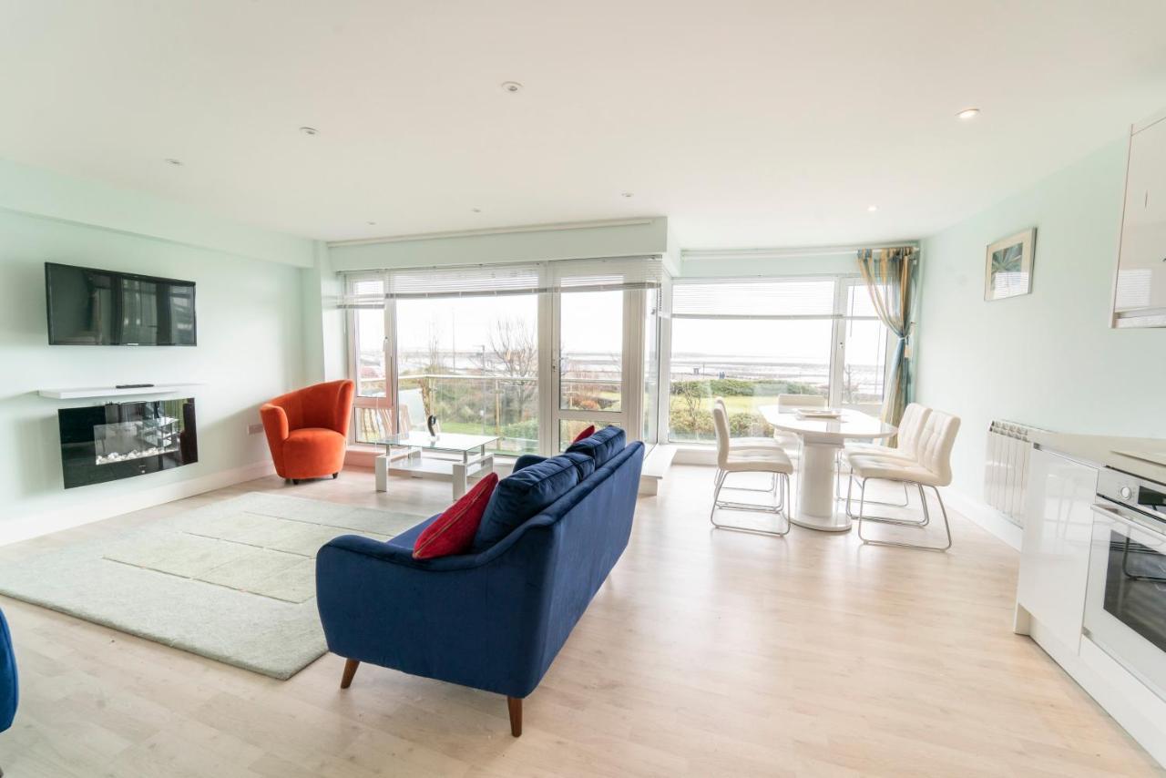 Luxurious Seaside Apartment Galway Exteriör bild