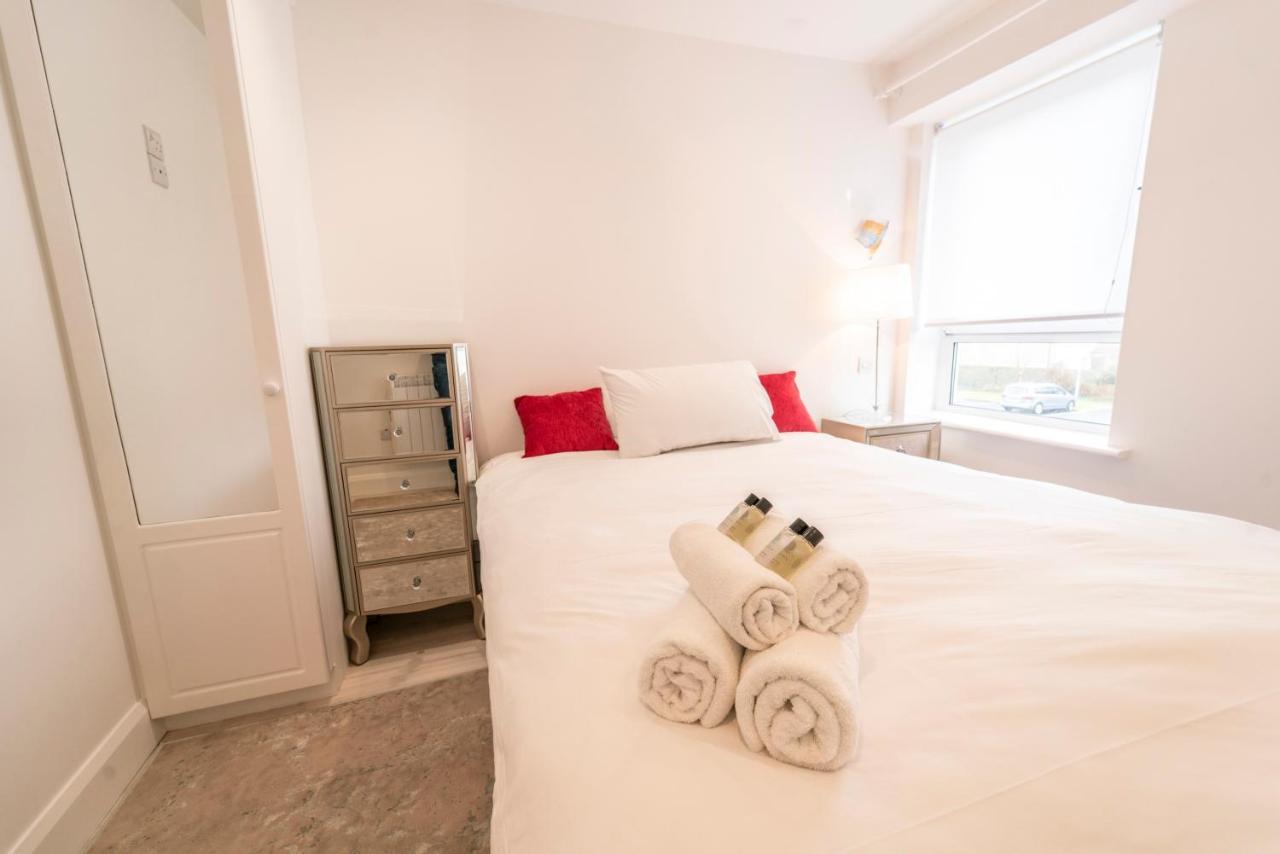 Luxurious Seaside Apartment Galway Exteriör bild