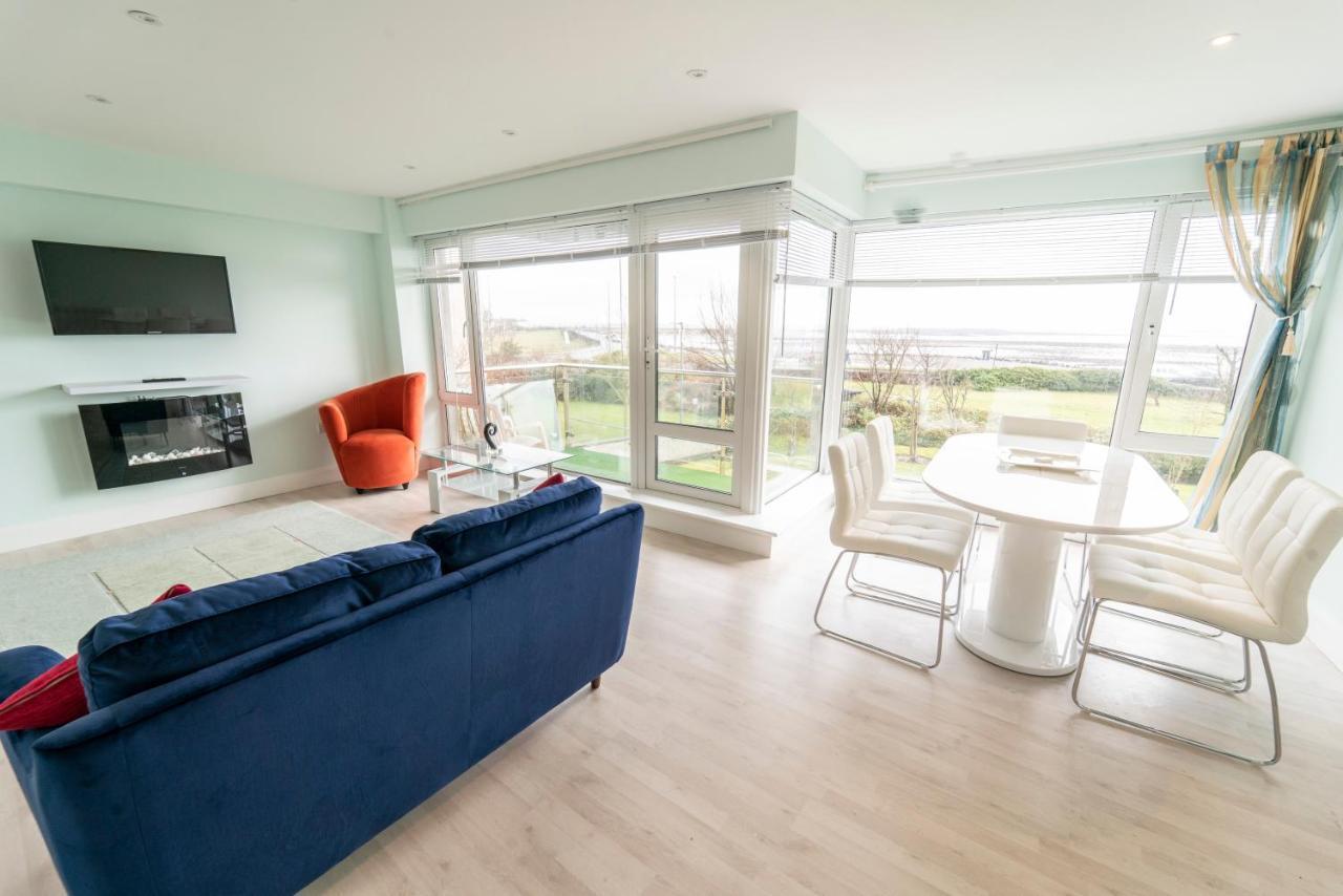 Luxurious Seaside Apartment Galway Exteriör bild