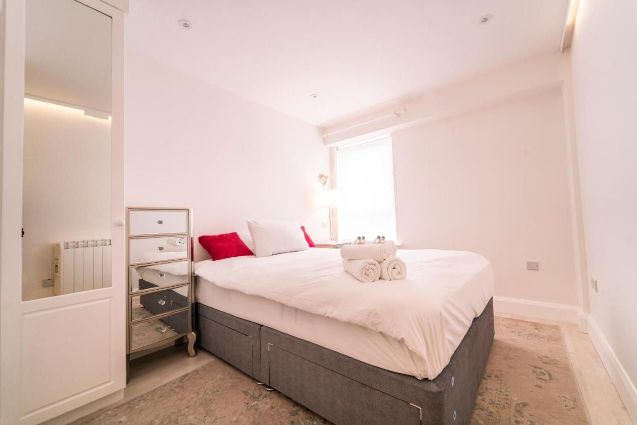Luxurious Seaside Apartment Galway Exteriör bild